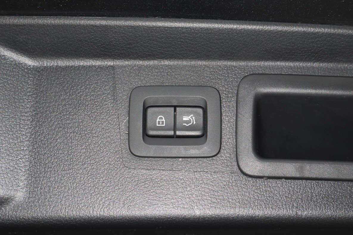 2025 Mazda Mazda CX-50 2.5 S Premium Package AWD