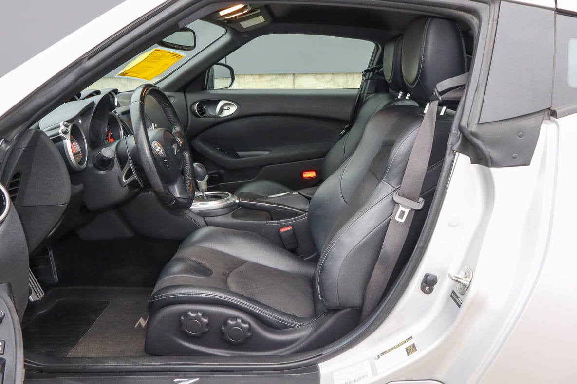 2012 Nissan 370Z 2dr Cpe Auto Touring