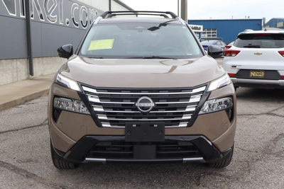 2025 Nissan Rogue AWD Platinum