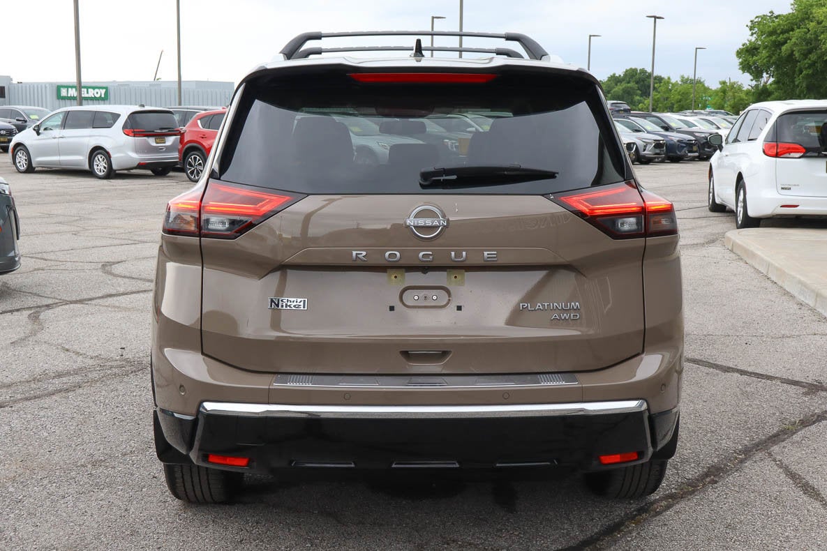 2025 Nissan Rogue AWD Platinum