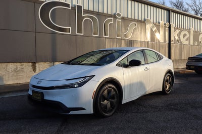 2024 Toyota Prius LE