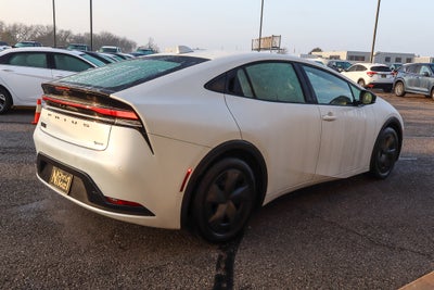 2024 Toyota Prius LE