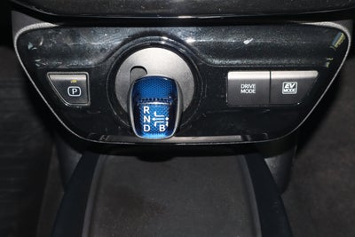 2022 Toyota Prius LE