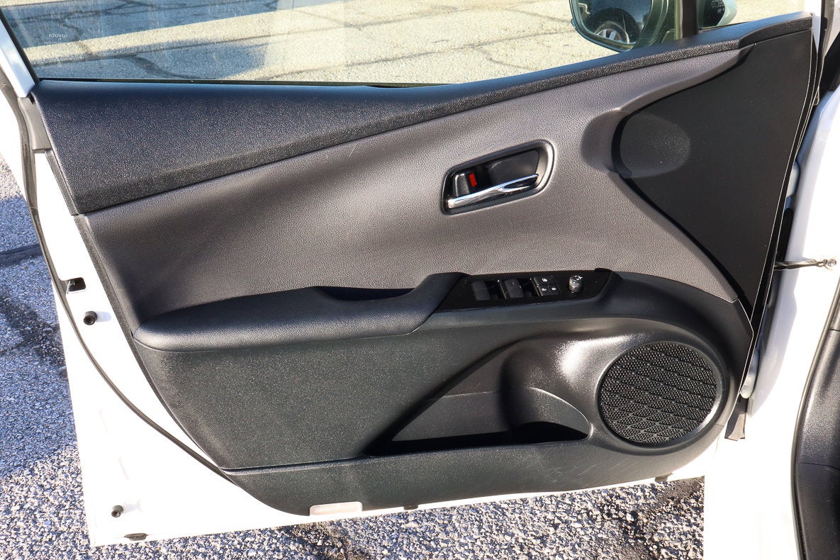 2022 Toyota Prius LE