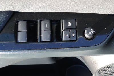 2022 Toyota Prius LE