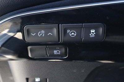 2022 Toyota Prius LE