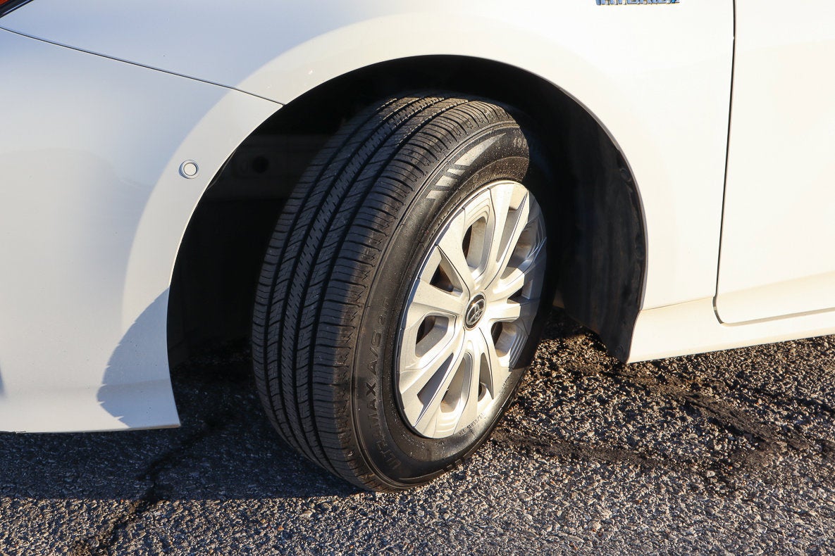 2022 Toyota Prius LE