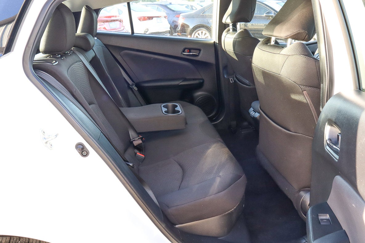 2022 Toyota Prius LE