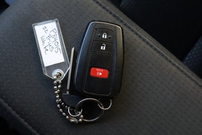 2022 Toyota Prius LE