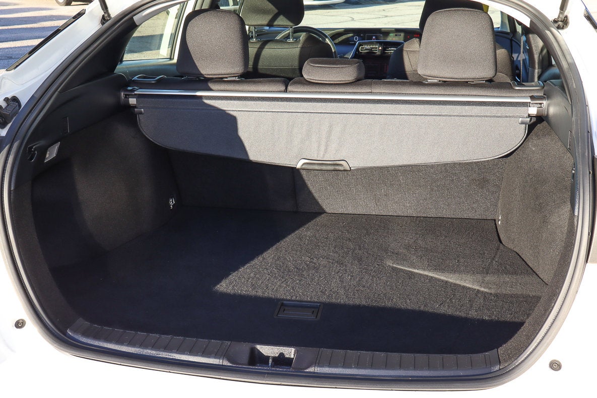 2022 Toyota Prius LE