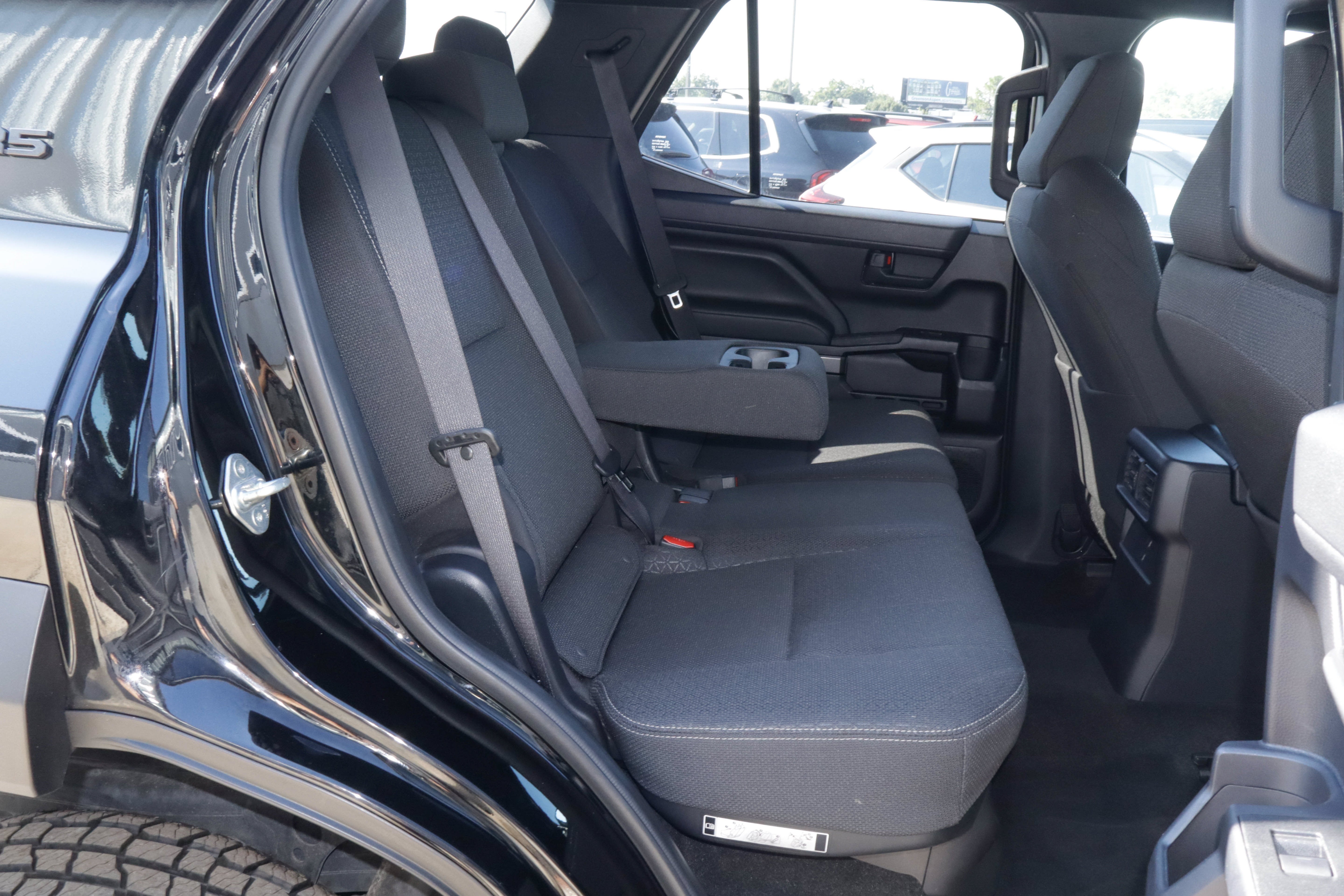 2025 Toyota 4Runner SR5 4WD