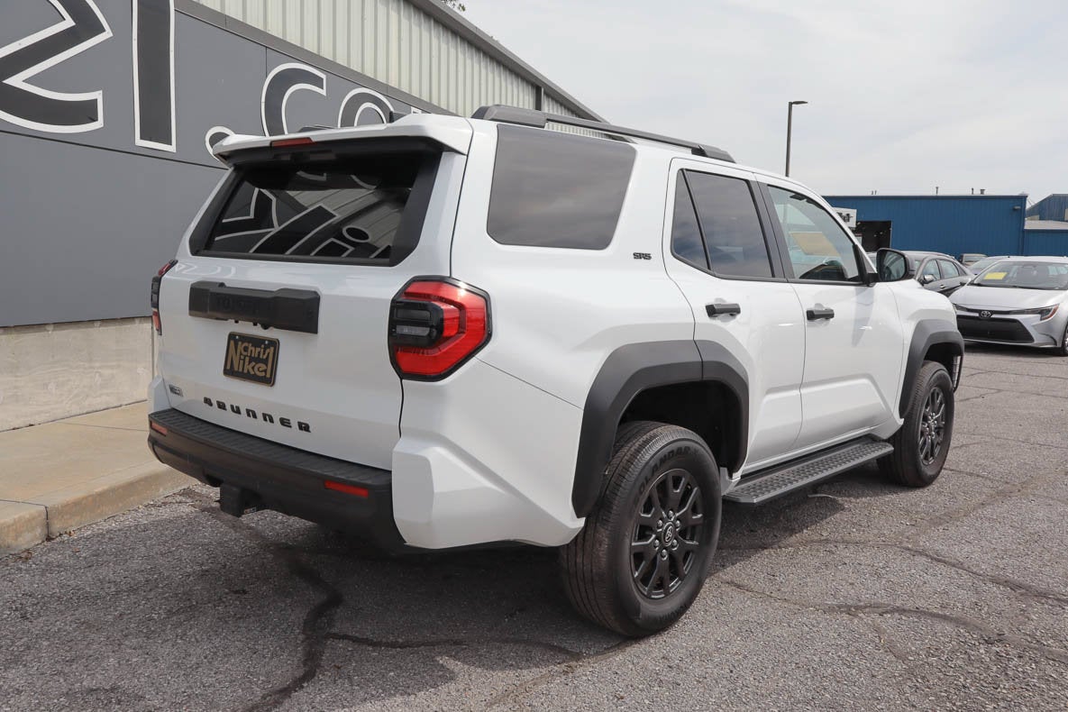 2025 Toyota 4Runner SR5 4WD