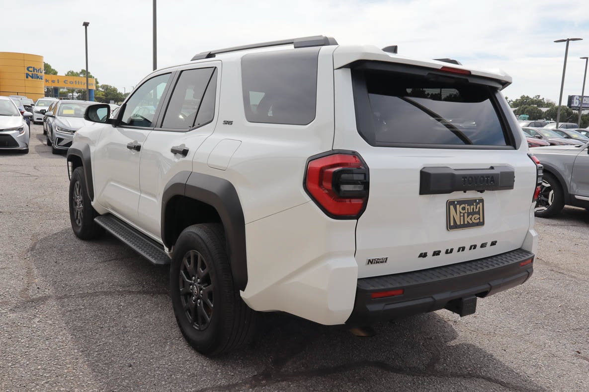 2025 Toyota 4Runner SR5 4WD