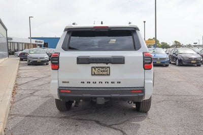 2025 Toyota 4Runner SR5 4WD