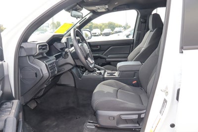 2025 Toyota 4Runner SR5 4WD