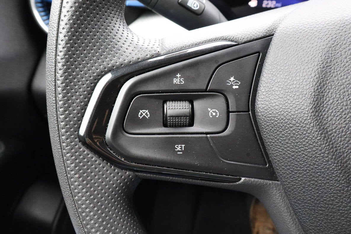 2025 Chevrolet Trax FWD 4dr LT