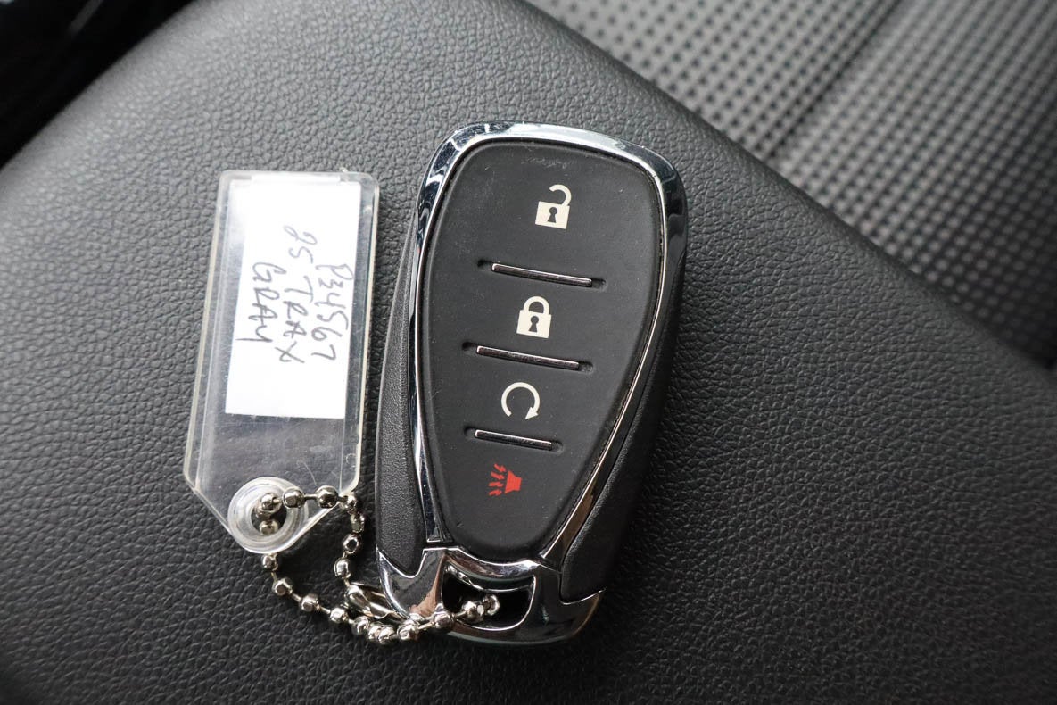 2025 Chevrolet Trax FWD 4dr LT