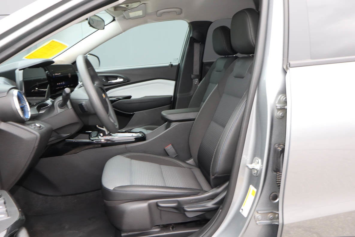 2025 Chevrolet Trax FWD 4dr LT