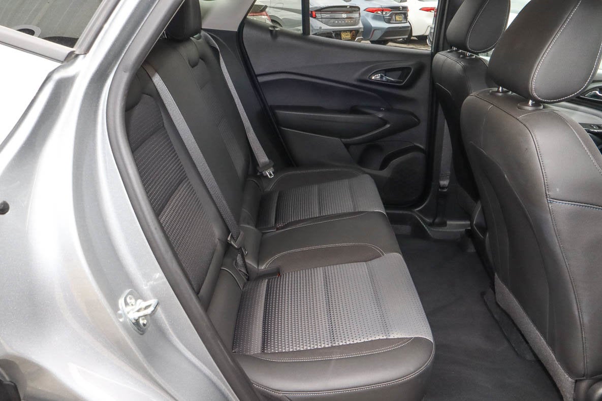 2025 Chevrolet Trax FWD 4dr LT