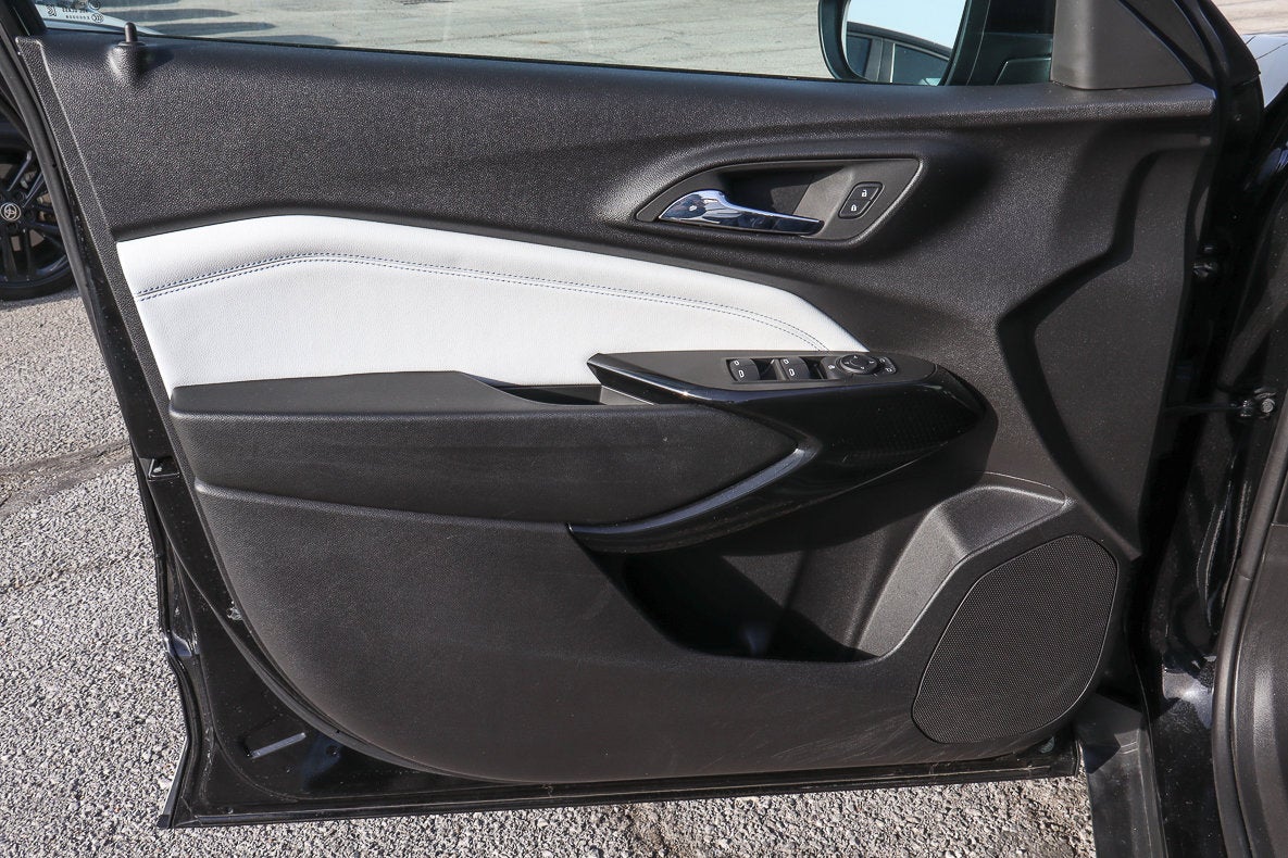 2025 Chevrolet Trax FWD 4dr LT