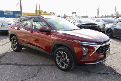 2025 Chevrolet Trax LT