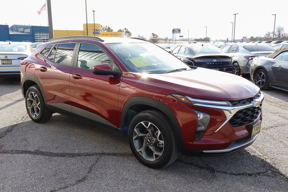 2025 Chevrolet Trax LT