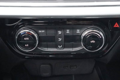 2025 Chevrolet Trax FWD 4dr LT