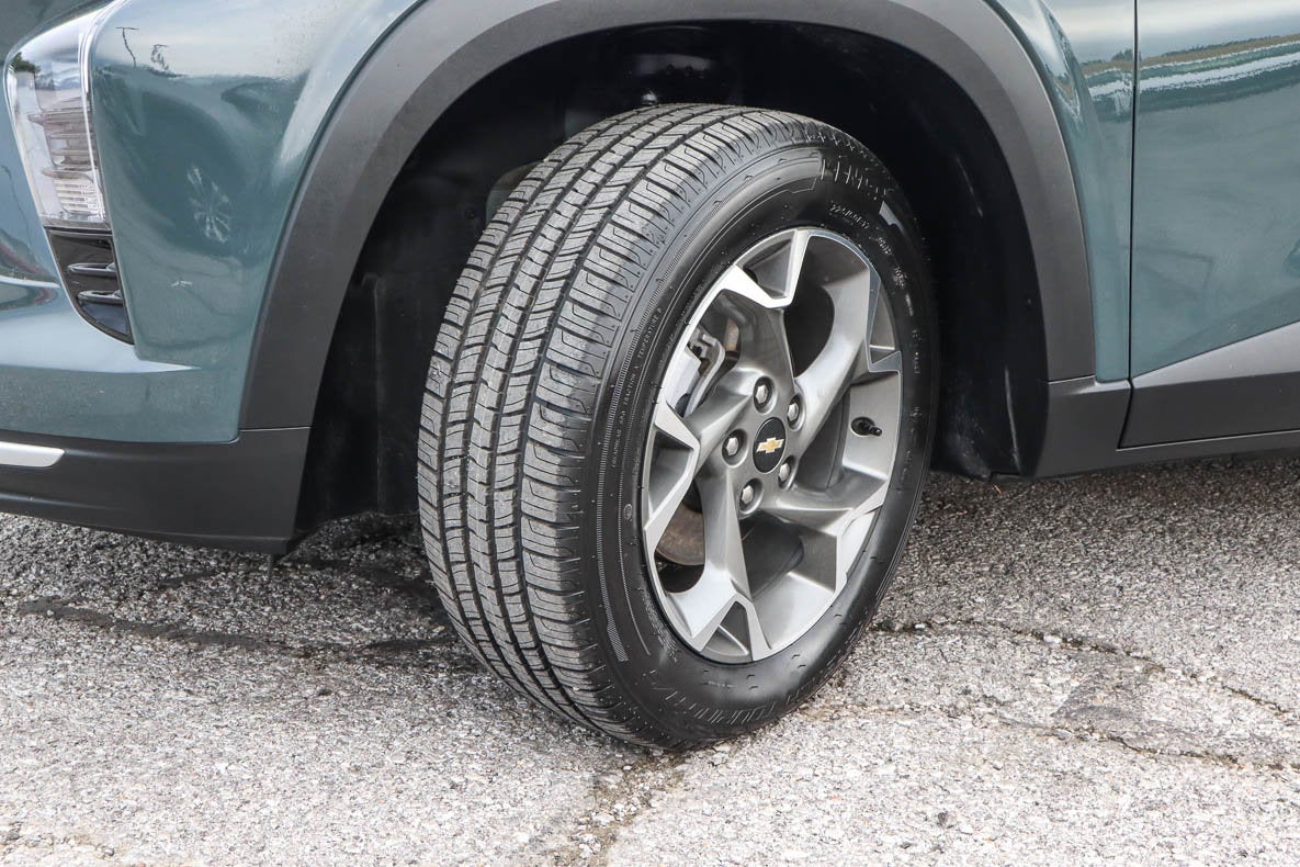 2025 Chevrolet Trax FWD 4dr LT