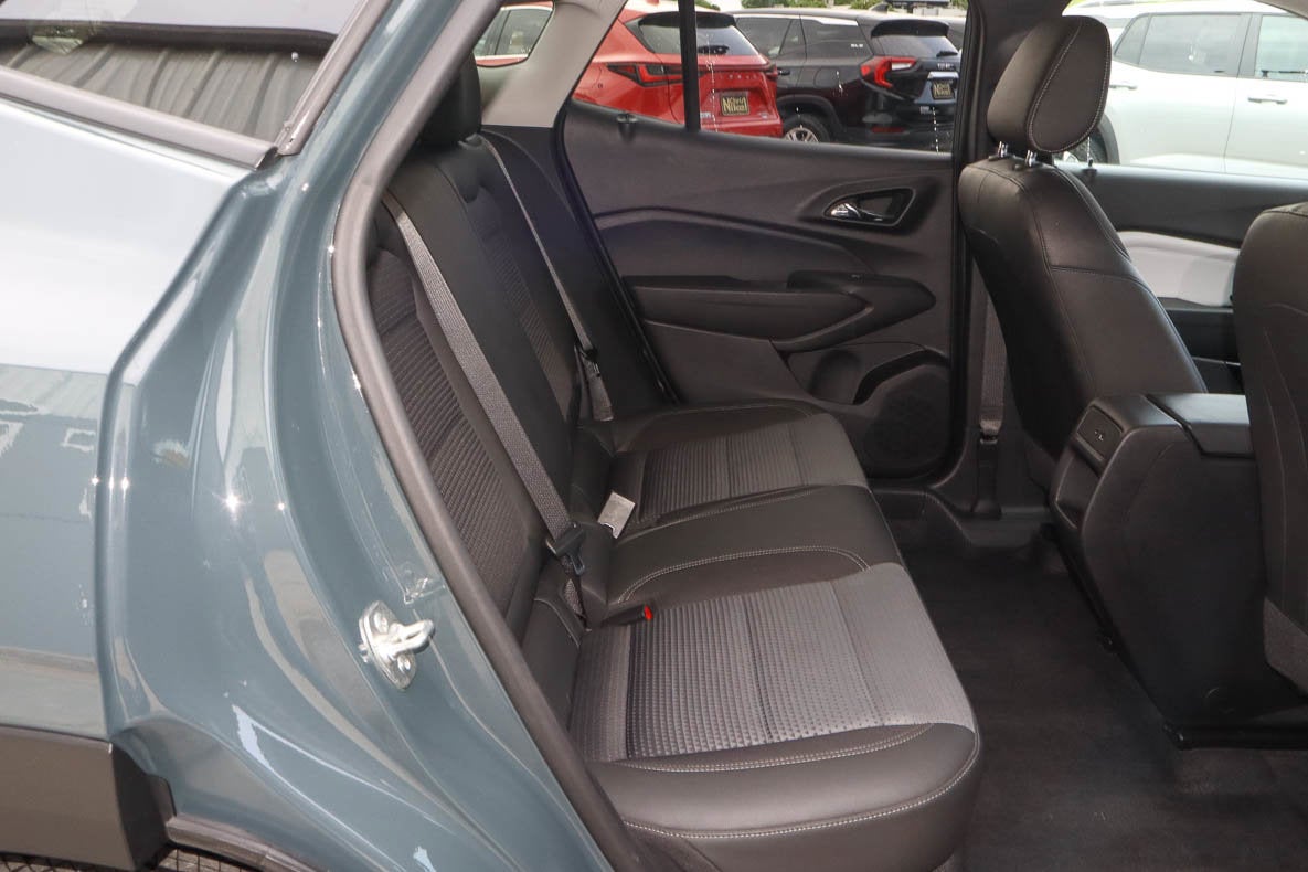 2025 Chevrolet Trax FWD 4dr LT