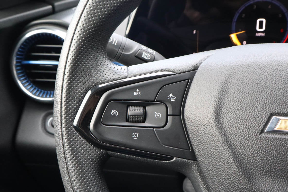 2025 Chevrolet Trax FWD 4dr LT