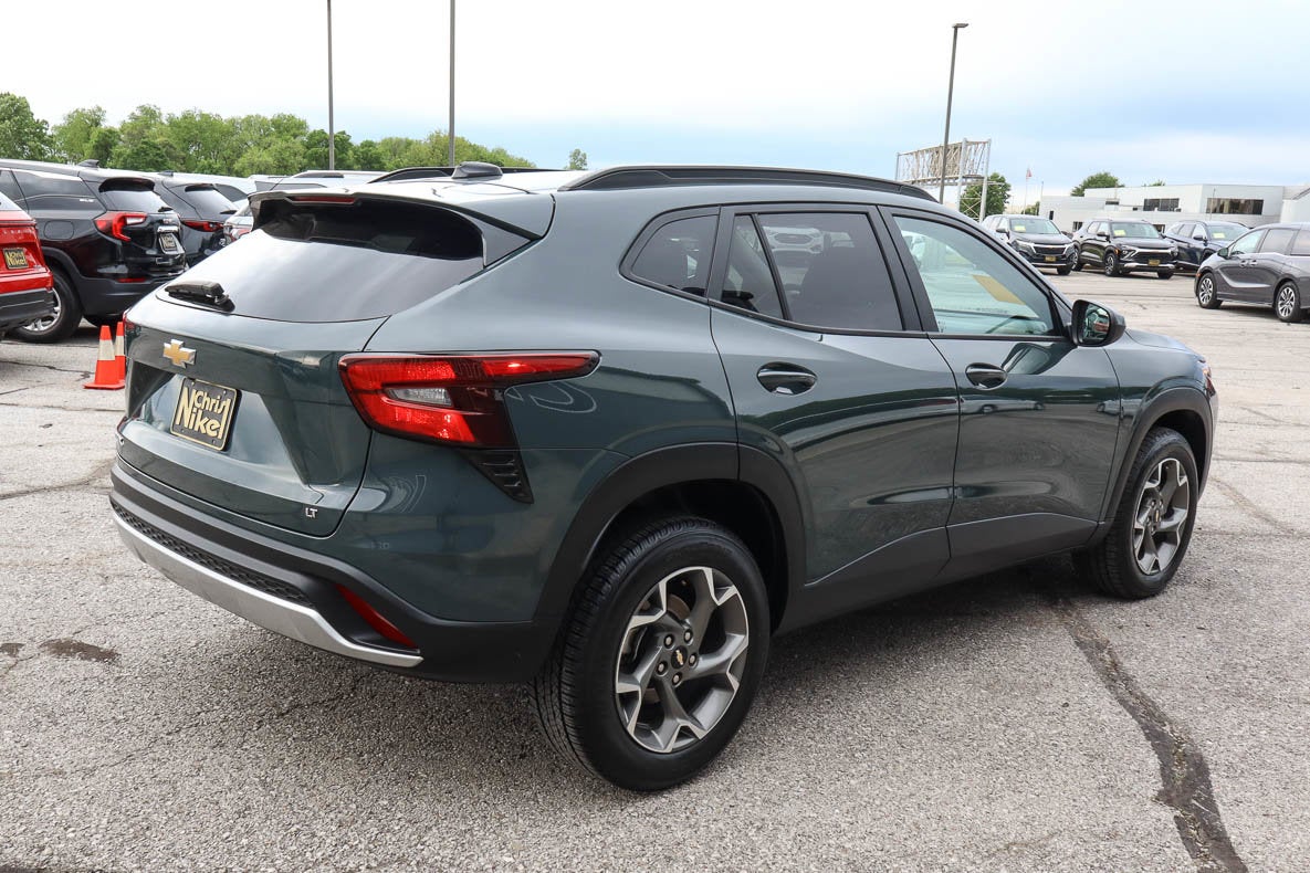 2025 Chevrolet Trax FWD 4dr LT