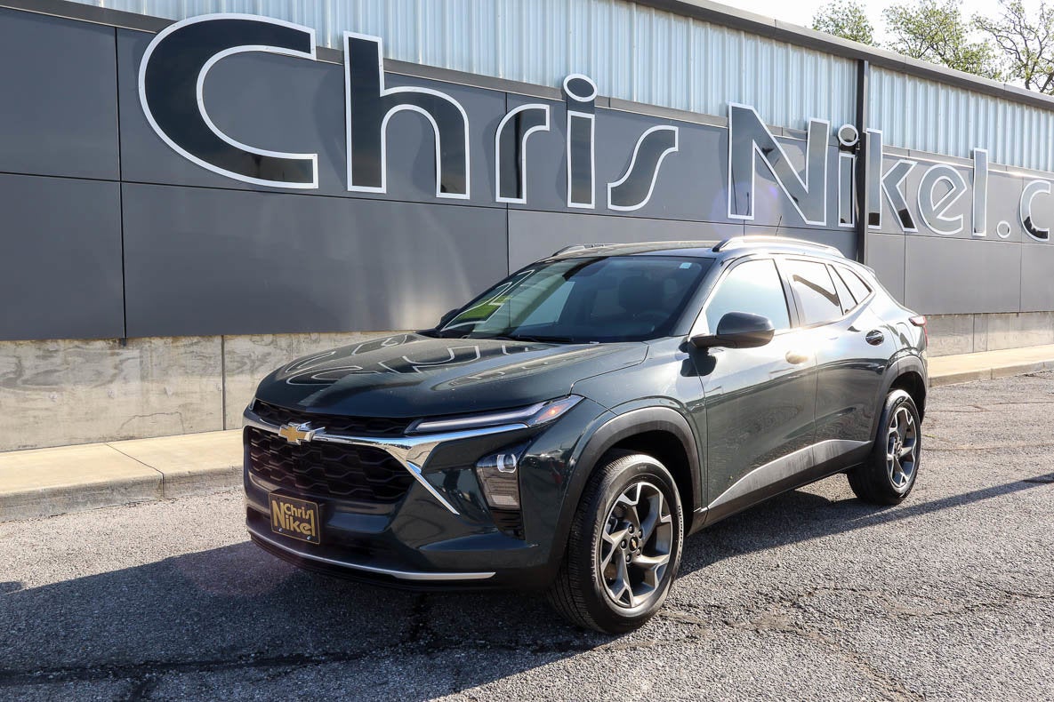 2025 Chevrolet Trax LT's photo