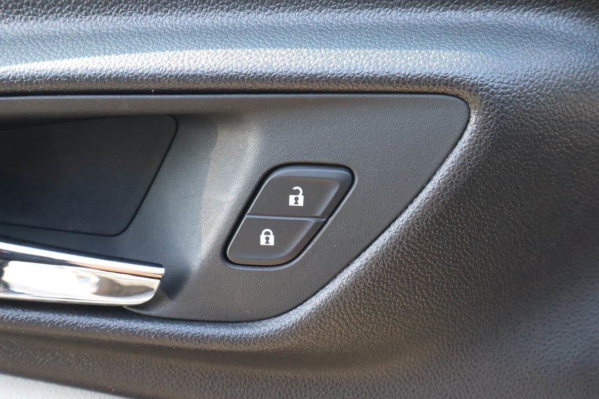 2025 Chevrolet Trax FWD 4dr LT