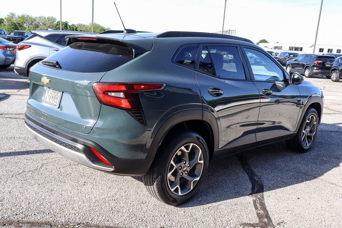 2025 Chevrolet Trax FWD 4dr LT