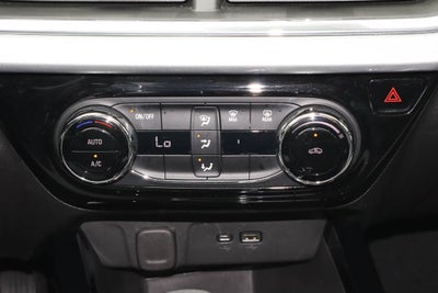 2025 Chevrolet Trax FWD 4dr LT