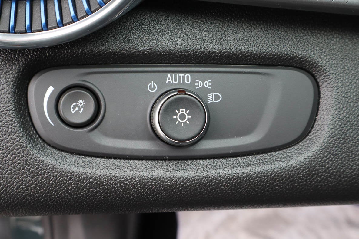 2025 Chevrolet Trax FWD 4dr LT