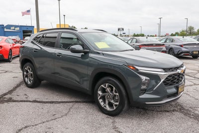 2025 Chevrolet Trax FWD 4dr LT