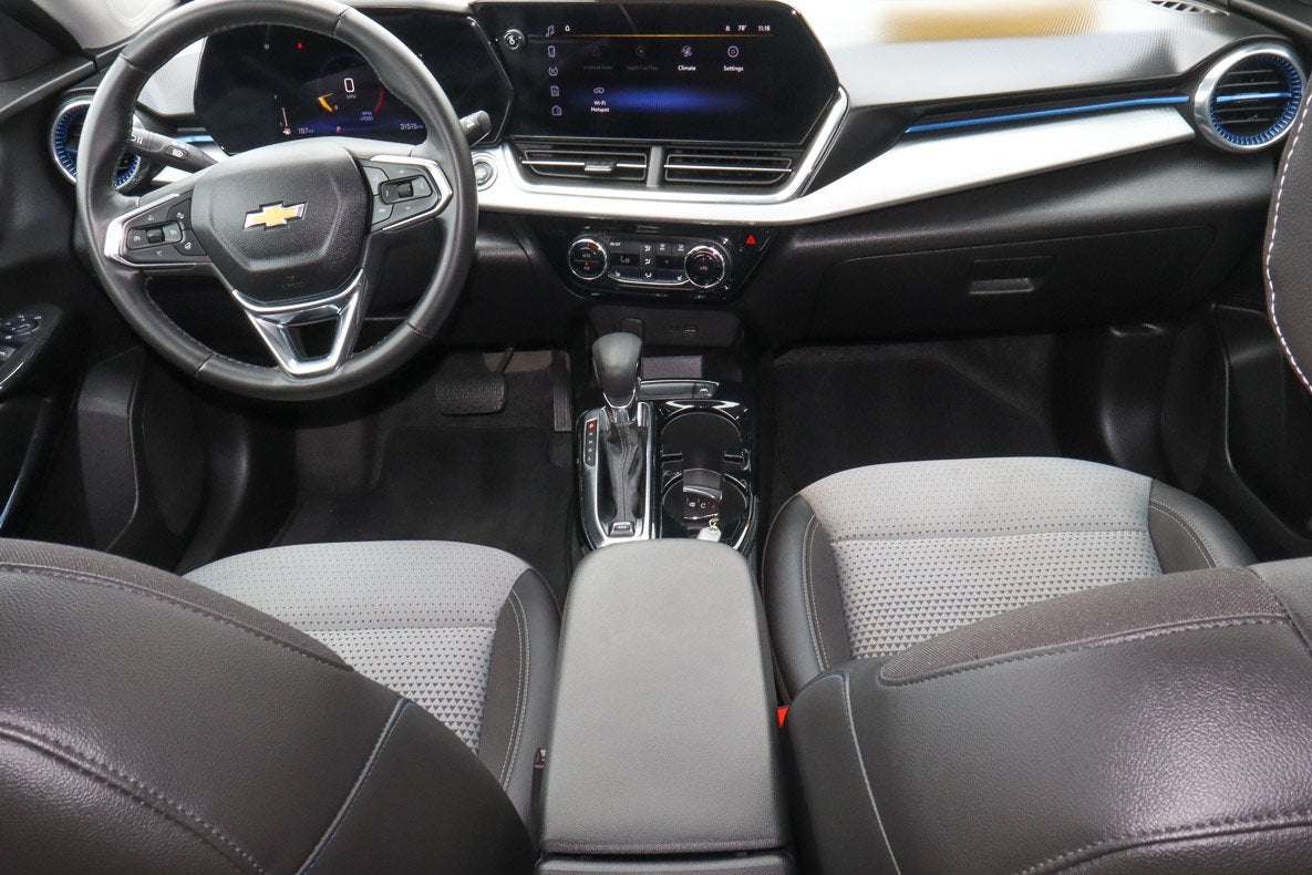 2025 Chevrolet Trax FWD 4dr LT