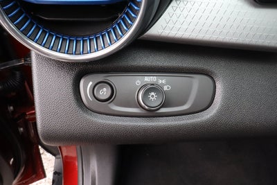 2025 Chevrolet Trax FWD 4dr LT