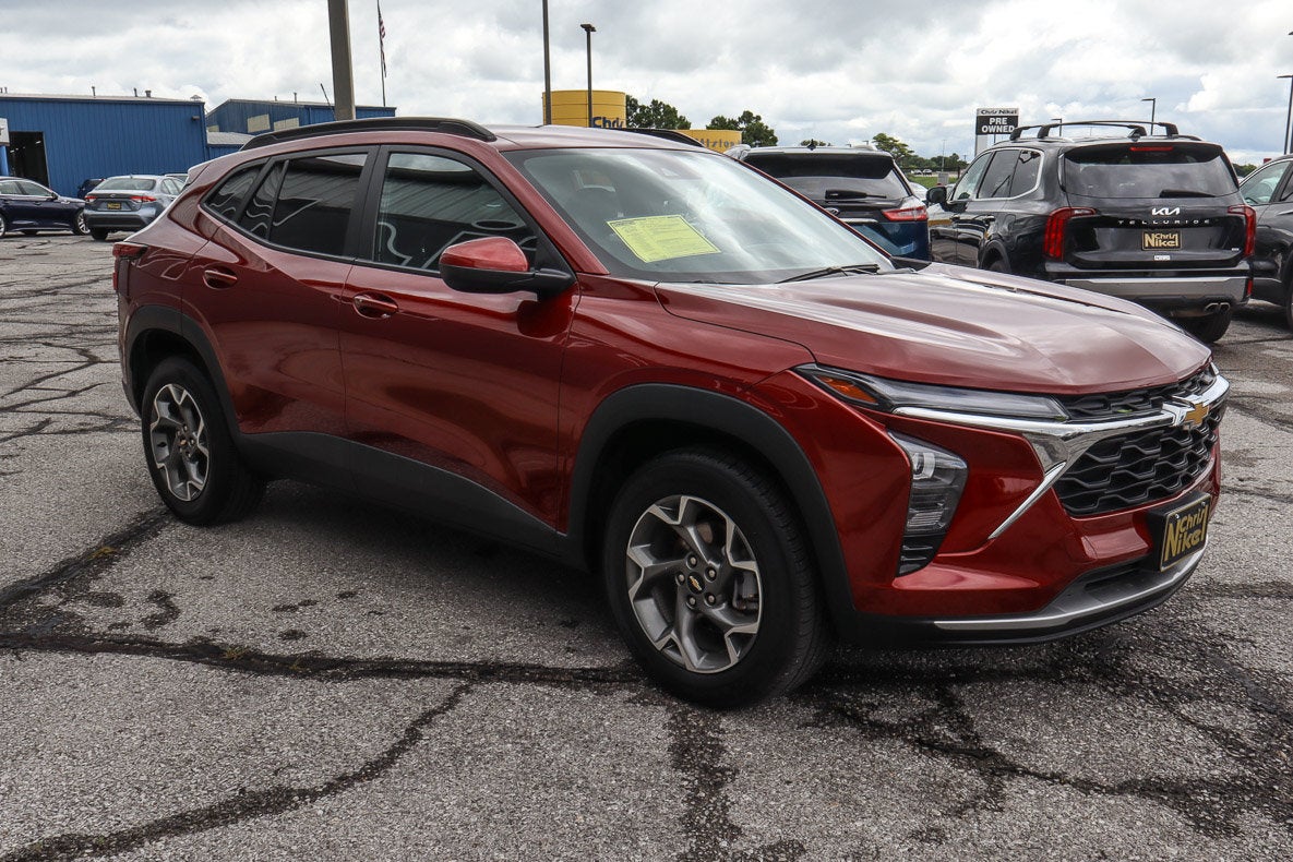2025 Chevrolet Trax FWD 4dr LT