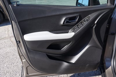 2020 Chevrolet Trax FWD 4dr LS