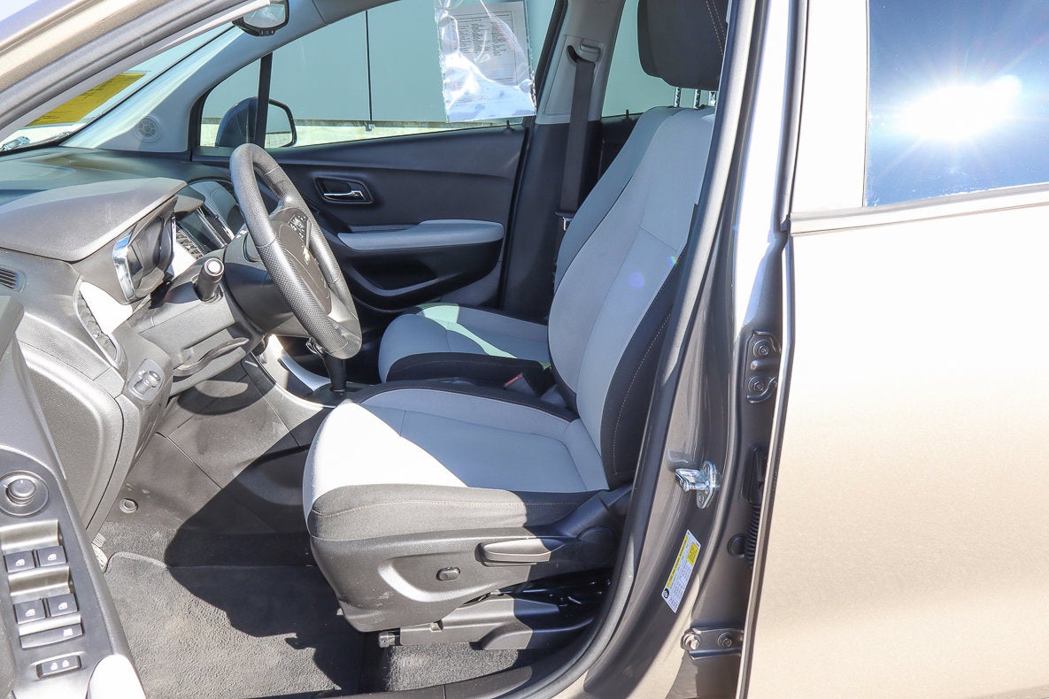 2020 Chevrolet Trax FWD 4dr LS