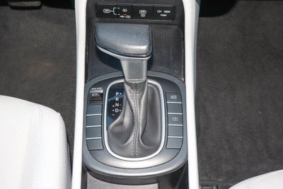 2025 Hyundai Kona SEL FWD
