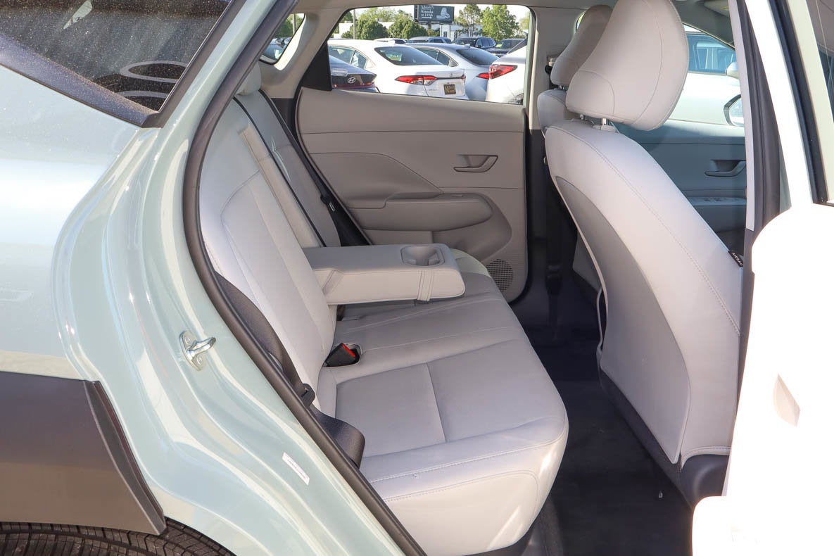 2025 Hyundai Kona SEL FWD