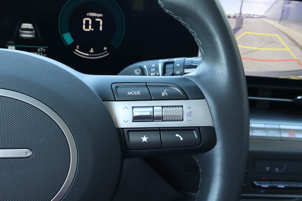 2025 Hyundai Kona SEL FWD