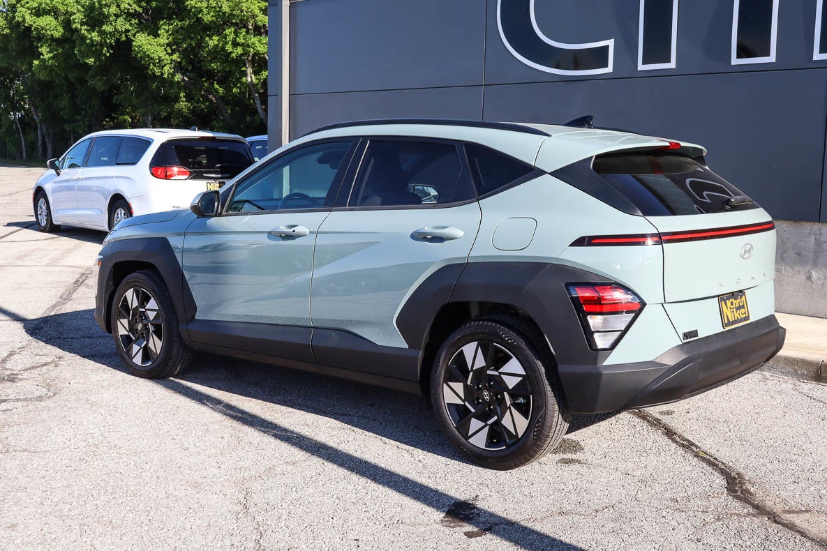 2025 Hyundai Kona SEL FWD