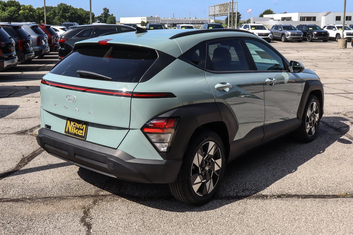 2025 Hyundai Kona SEL FWD