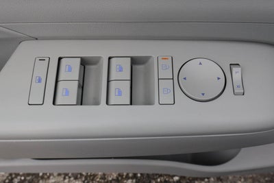 2025 Hyundai Kona SEL FWD