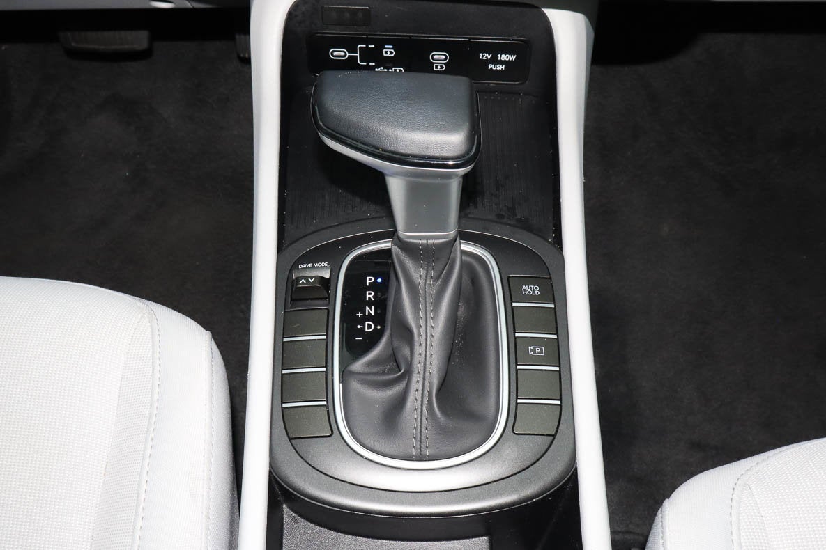 2025 Hyundai Kona SEL FWD