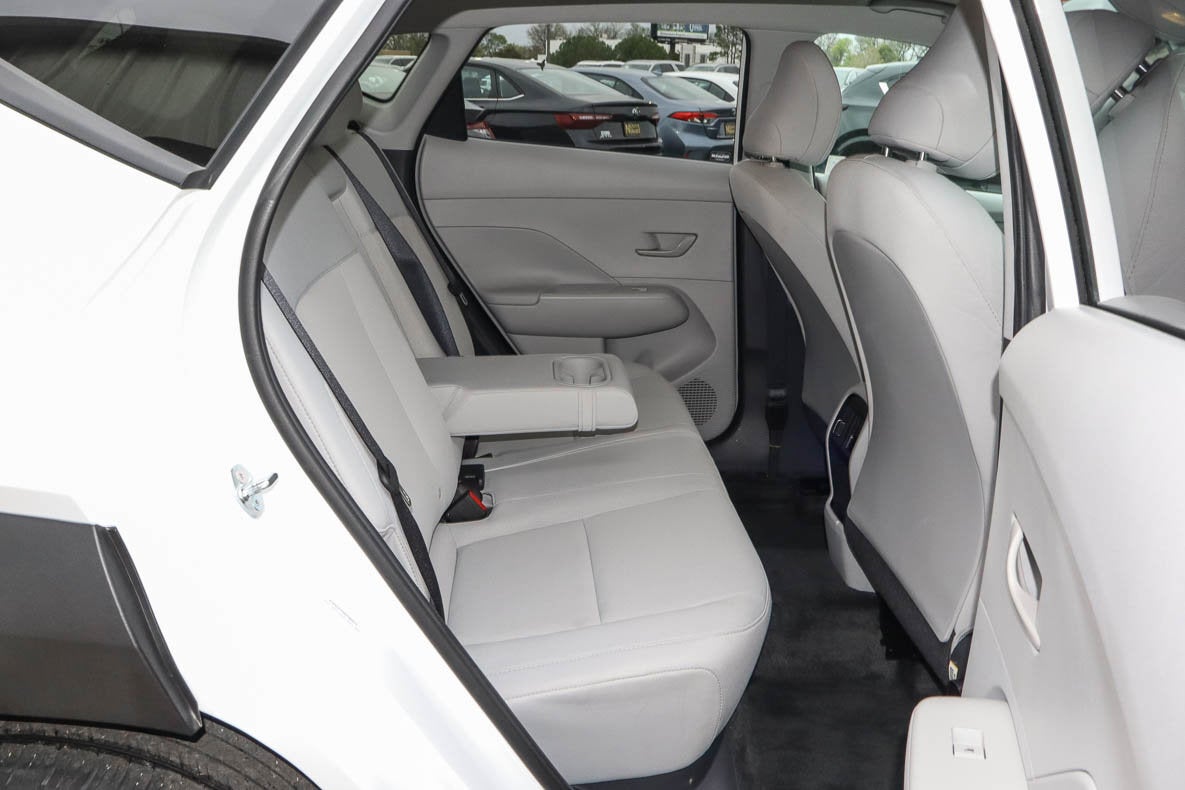 2025 Hyundai Kona SEL FWD